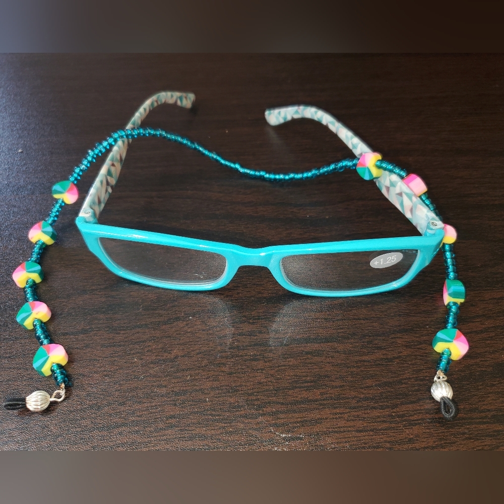 Handmade 🌈 Heart Eyeglass Necklace